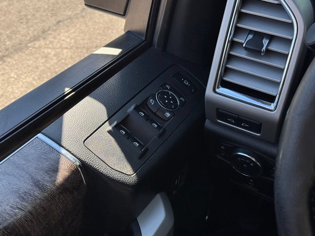 Certified 2017 Ford F250 Lariat w/ Chrome Package AWD/4WD image 35