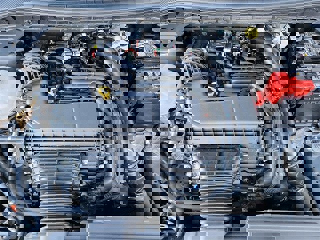 Certified 2025 Ford Escape ST-Line Elite w/ Premium Technology Package image 40