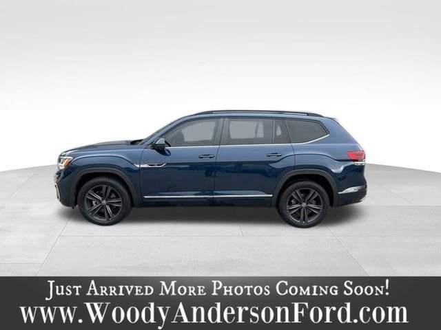 Used 2021 Volkswagen Atlas SE w/ Panoramic Sunroof Package image 2