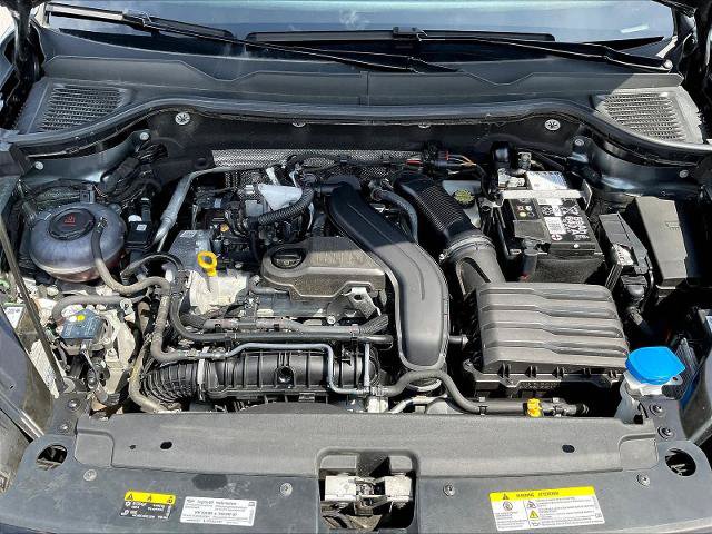 Used 2025 Volkswagen Taos SE AWD/4WD image 31