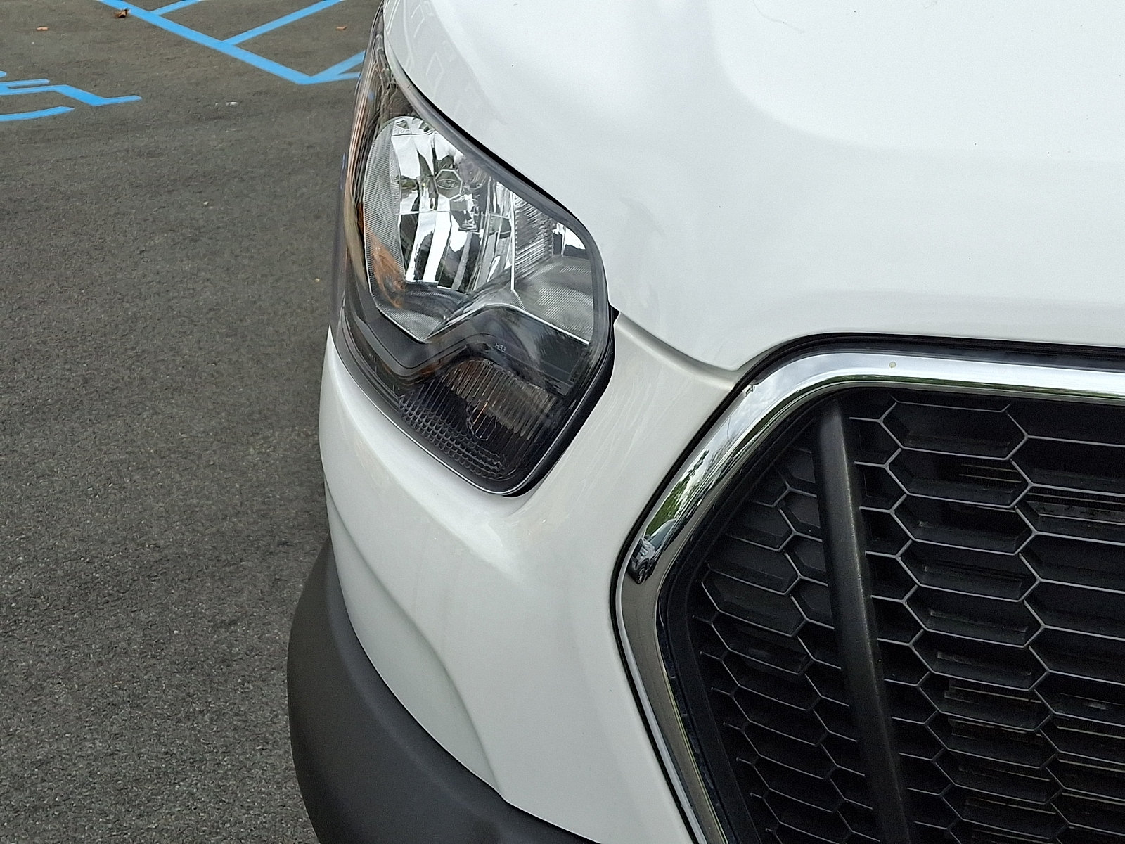 Certified 2025 Ford Transit 250 Low Roof w/ Exterior Upgrade Package RWD image 10