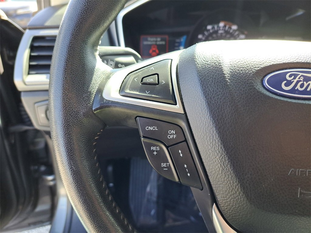 Certified 2020 Ford Fusion SE w/ Equipment Group 151A image 18