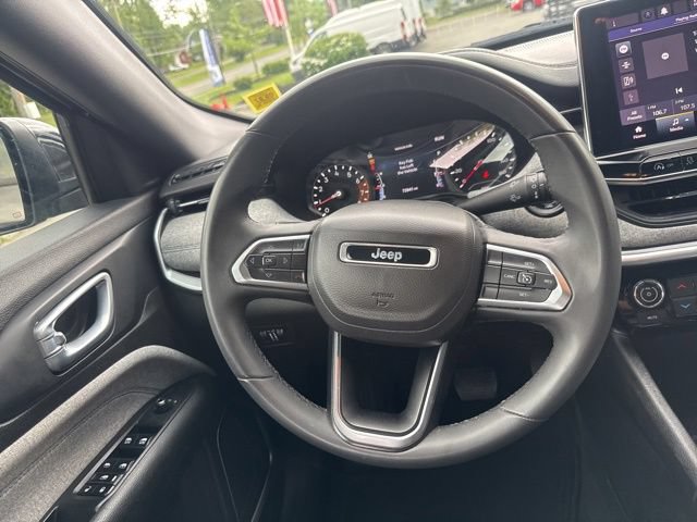 Used 2024 Jeep Compass Latitude AWD/4WD image 24