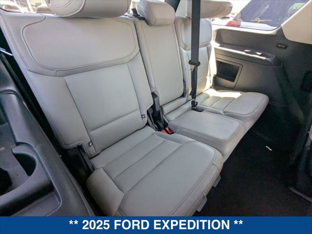 Certified 2025 Ford Expedition Active RWD image 22