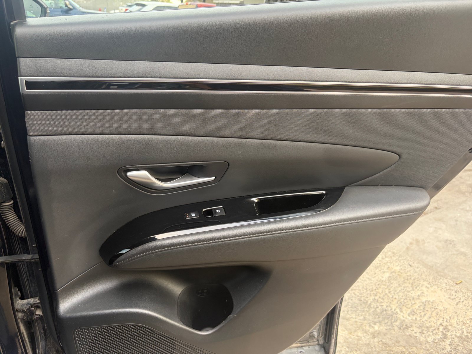 Used 2023 Hyundai Tucson Limited AWD/4WD image 28