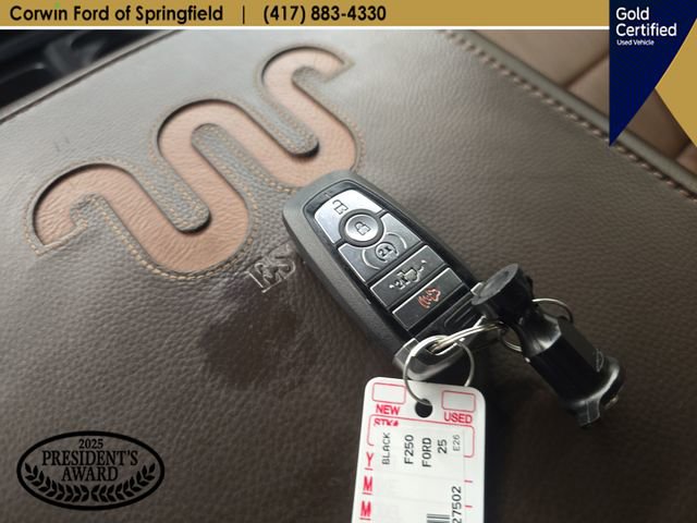 Certified 2025 Ford F250 King Ranch AWD/4WD image 33