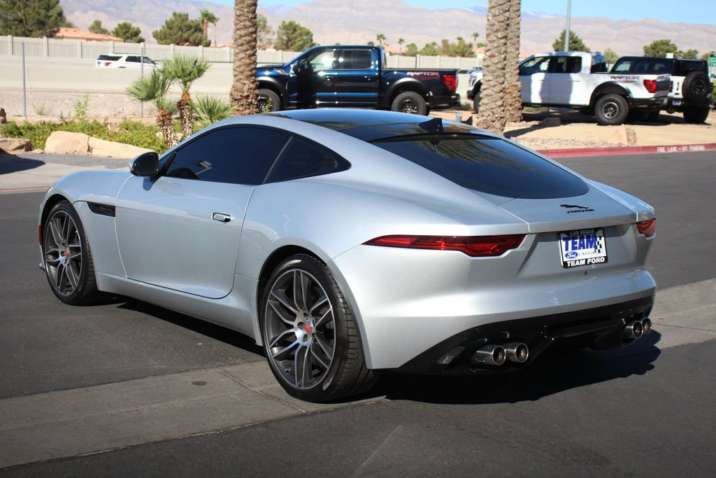 Used 2022 Jaguar F-TYPE Coupe RWD image 5