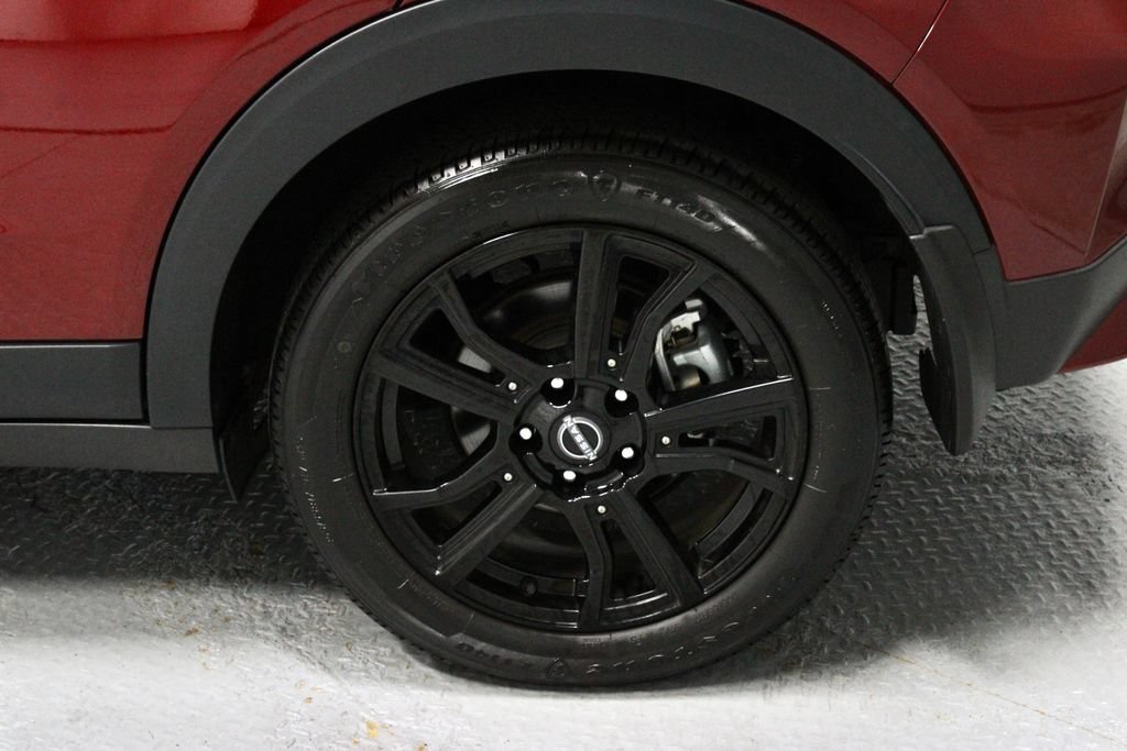 Used 2024 Nissan Kicks SV FWD image 18