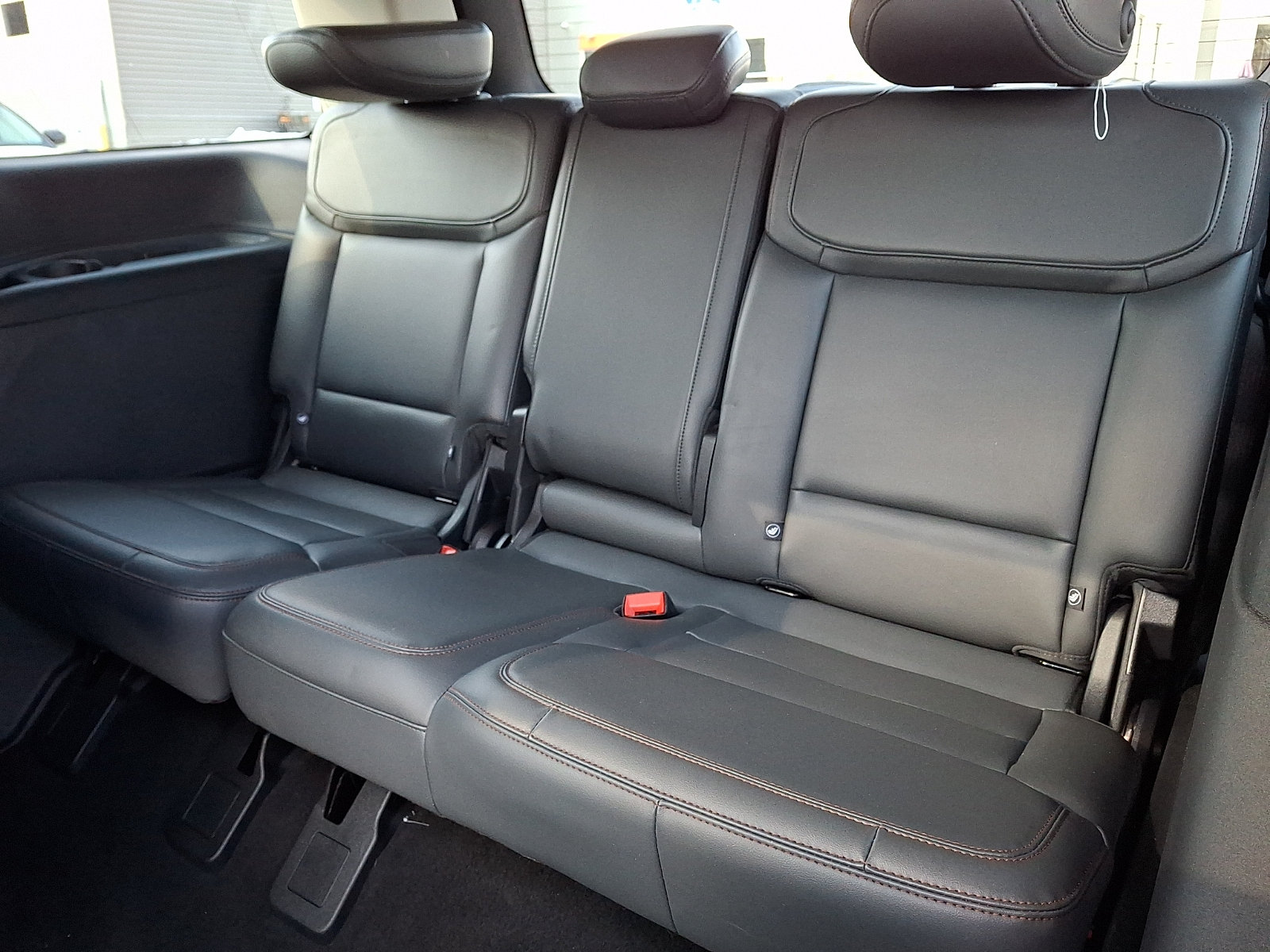 Certified 2025 Ford Expedition Active AWD/4WD image 14