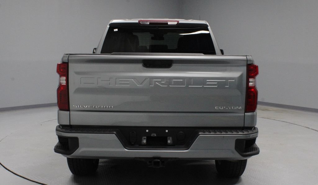Used 2023 Chevrolet Silverado 1500 Custom AWD/4WD image 7