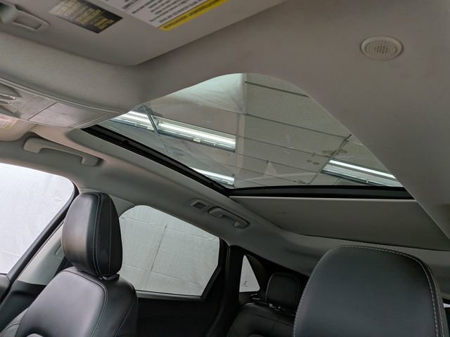 Certified 2022 Ford Escape SEL w/ Technology Package AWD/4WD image 15