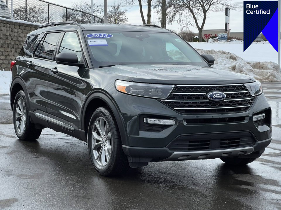 Certified 2023 Ford Explorer XLT w/ Equipment Group 202A