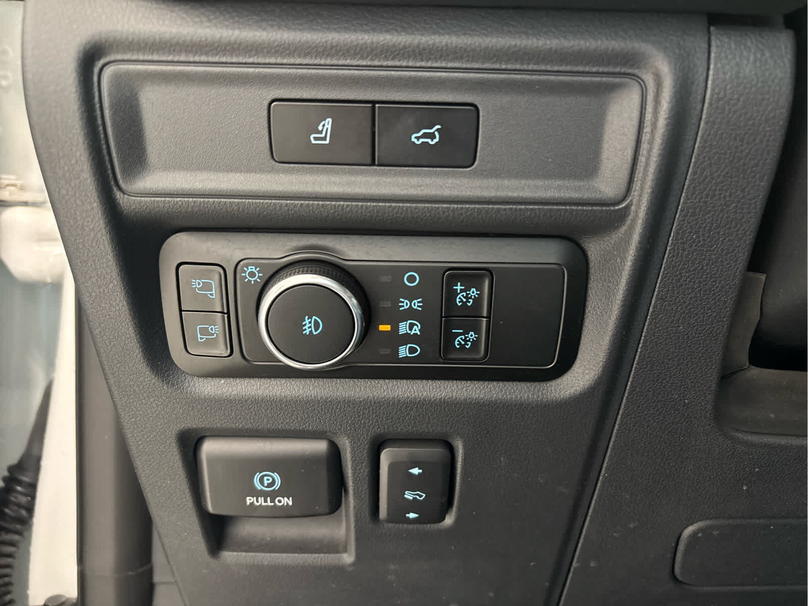 Certified 2024 Ford Expedition Platinum AWD/4WD image 19