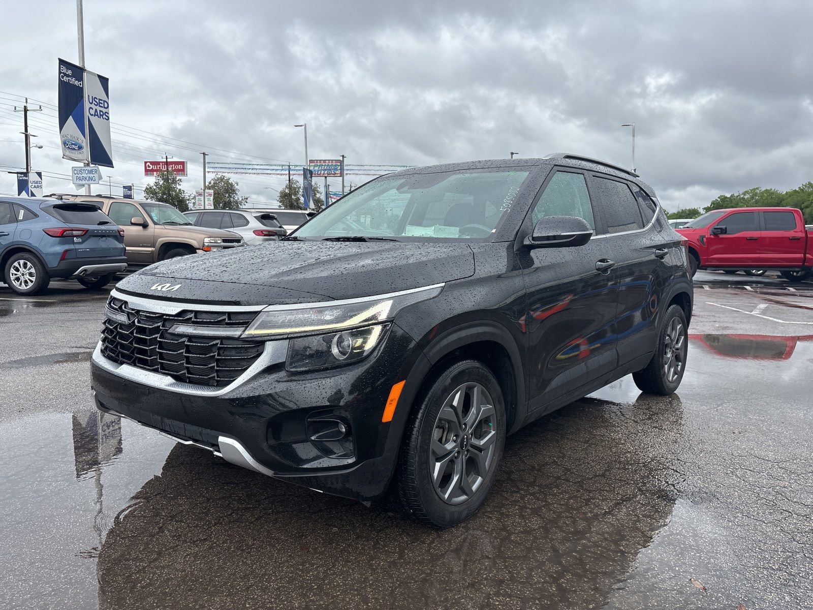 Used 2024 Kia Seltos S FWD image 8