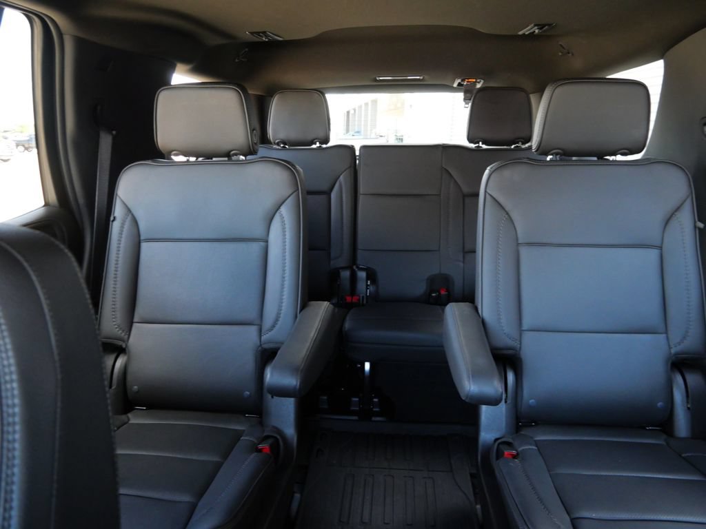 Used 2024 GMC Yukon Denali w/ Max Trailering Package AWD/4WD image 18