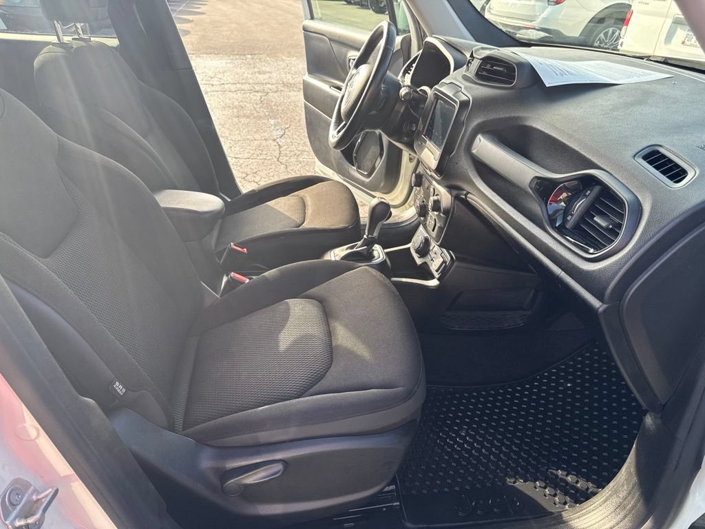 Used 2020 Jeep Renegade Altitude AWD/4WD image 33