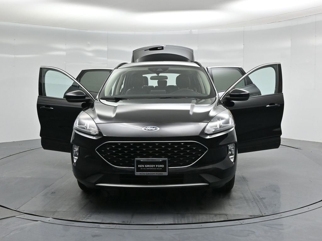 Certified 2020 Ford Escape SEL image 34