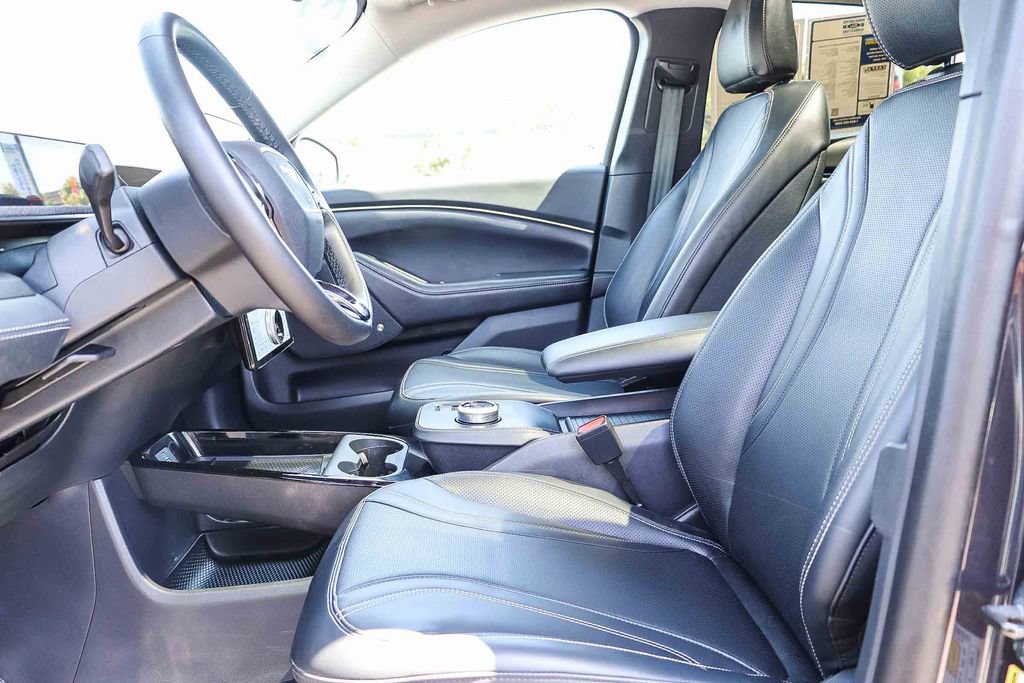 Certified 2022 Ford Mustang Mach-E Premium AWD/4WD image 22