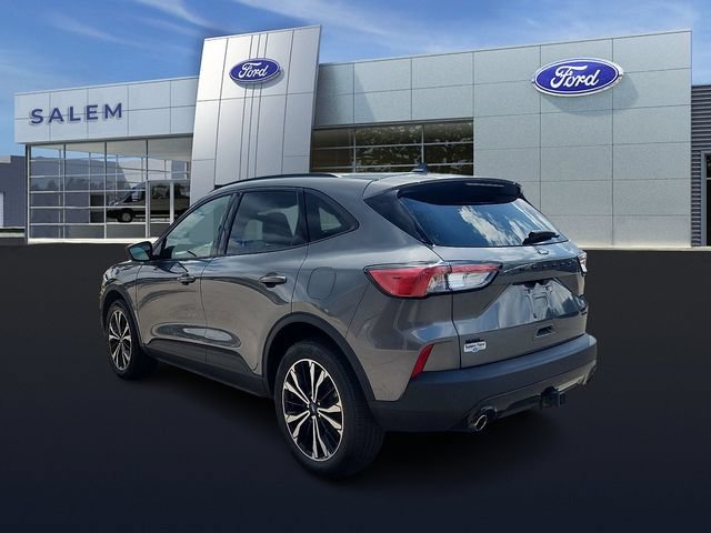 Certified 2022 Ford Escape SEL w/ SEL Stealth AWD Package image 4