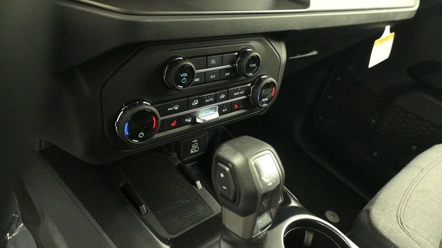 Certified 2026 Ford Bronco Big Bend AWD/4WD image 17