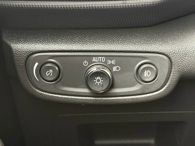 Used 2023 Chevrolet TrailBlazer LT FWD image 21