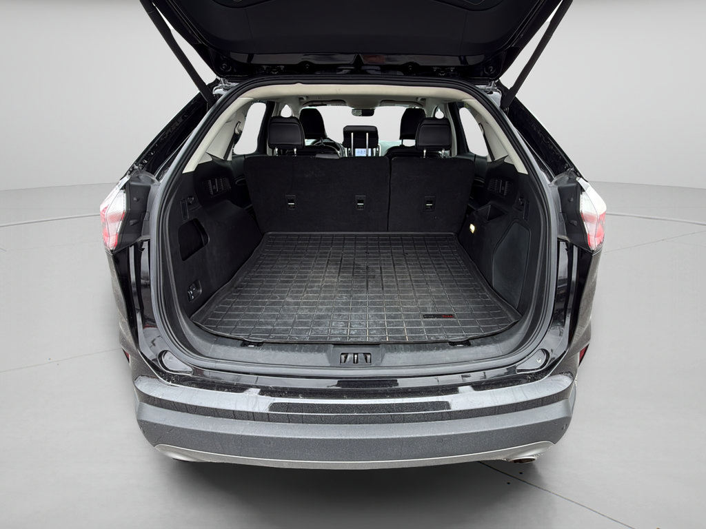 Certified 2024 Ford Edge Titanium AWD/4WD image 39