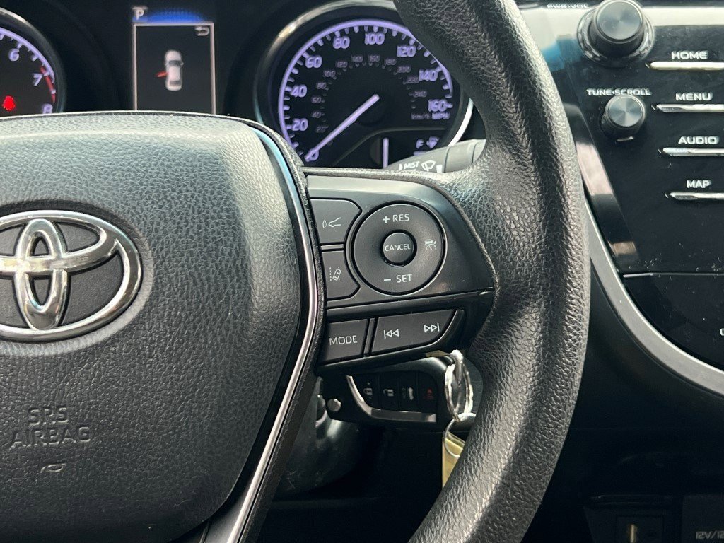 Used 2019 Toyota Camry LE image 20