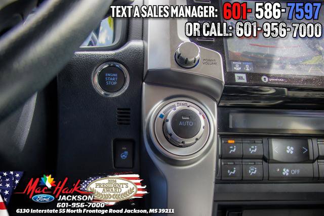 Used 2023 Toyota 4Runner Limited AWD/4WD image 19