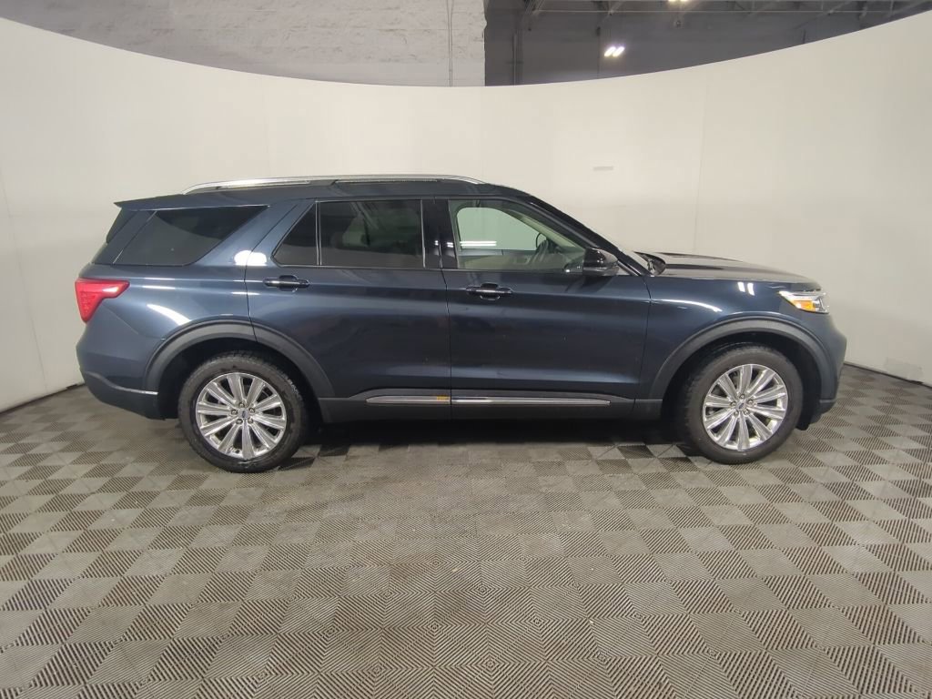 Certified 2023 Ford Explorer Limited w/ Equipment Group 301A AWD/4WD image 6