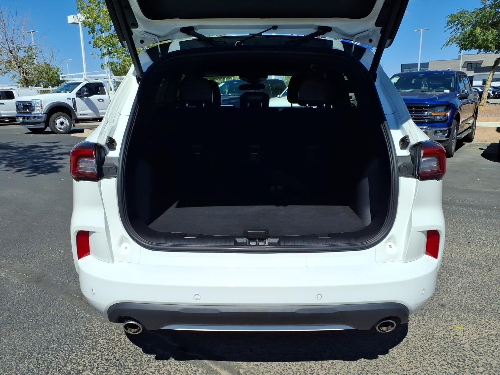 Certified 2024 Ford Escape ST-Line w/ Tech Pack #1 FWD image 16