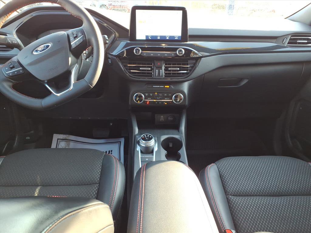 Certified 2025 Ford Escape ST-Line Elite image 12
