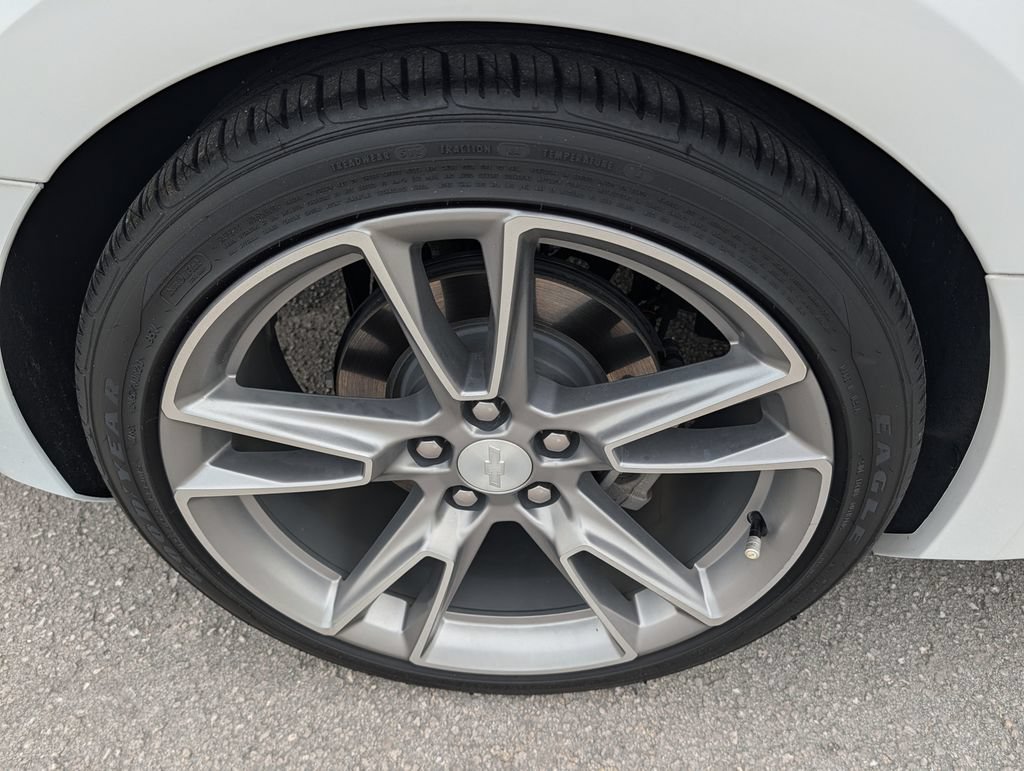 Used 2024 Chevrolet Camaro LT w/ RS Package RWD image 25