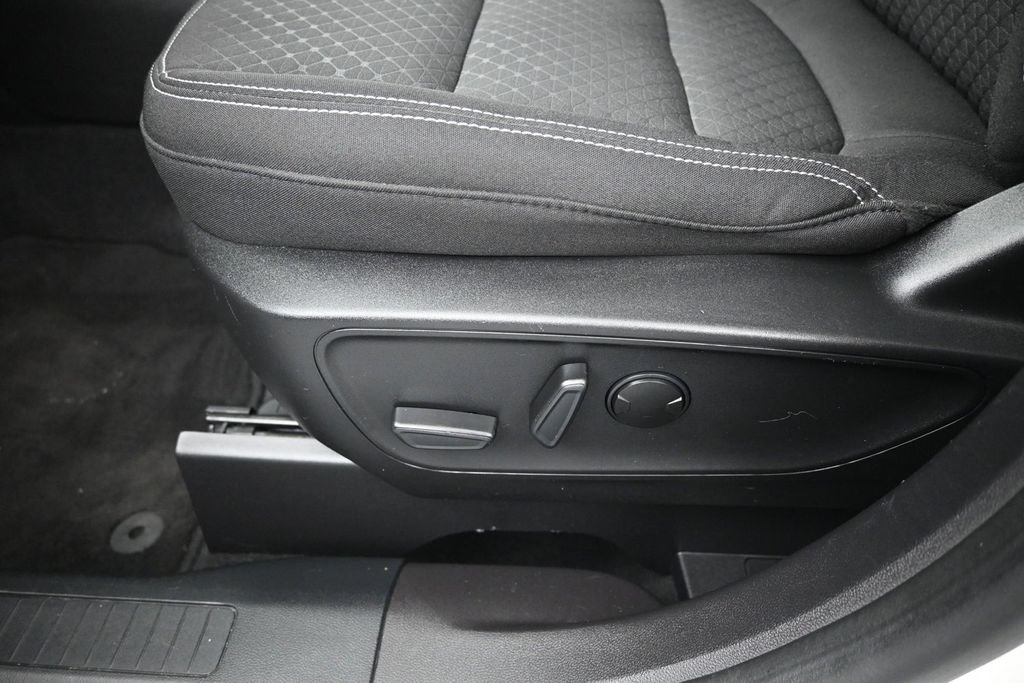 Certified 2023 Ford Escape Active w/ Tech Pack #2 FWD image 17