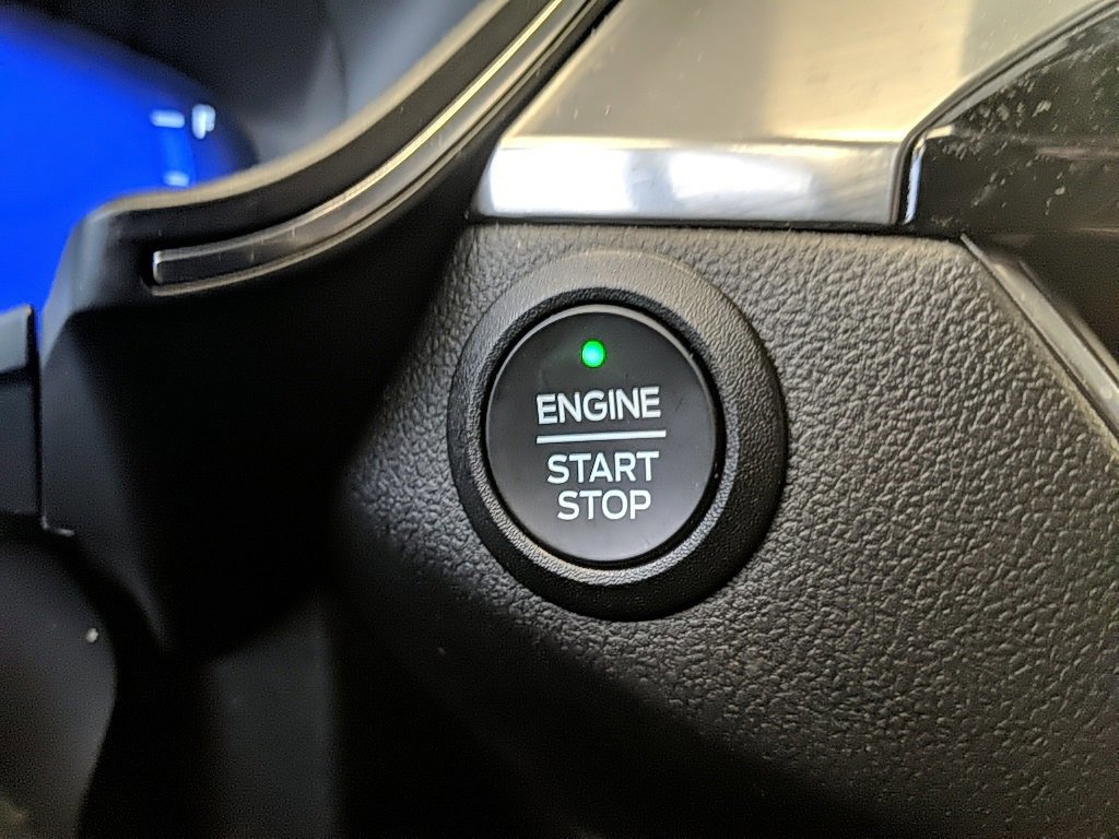 Certified 2022 Ford Escape Titanium w/ Class II Trailer Tow Package image 24