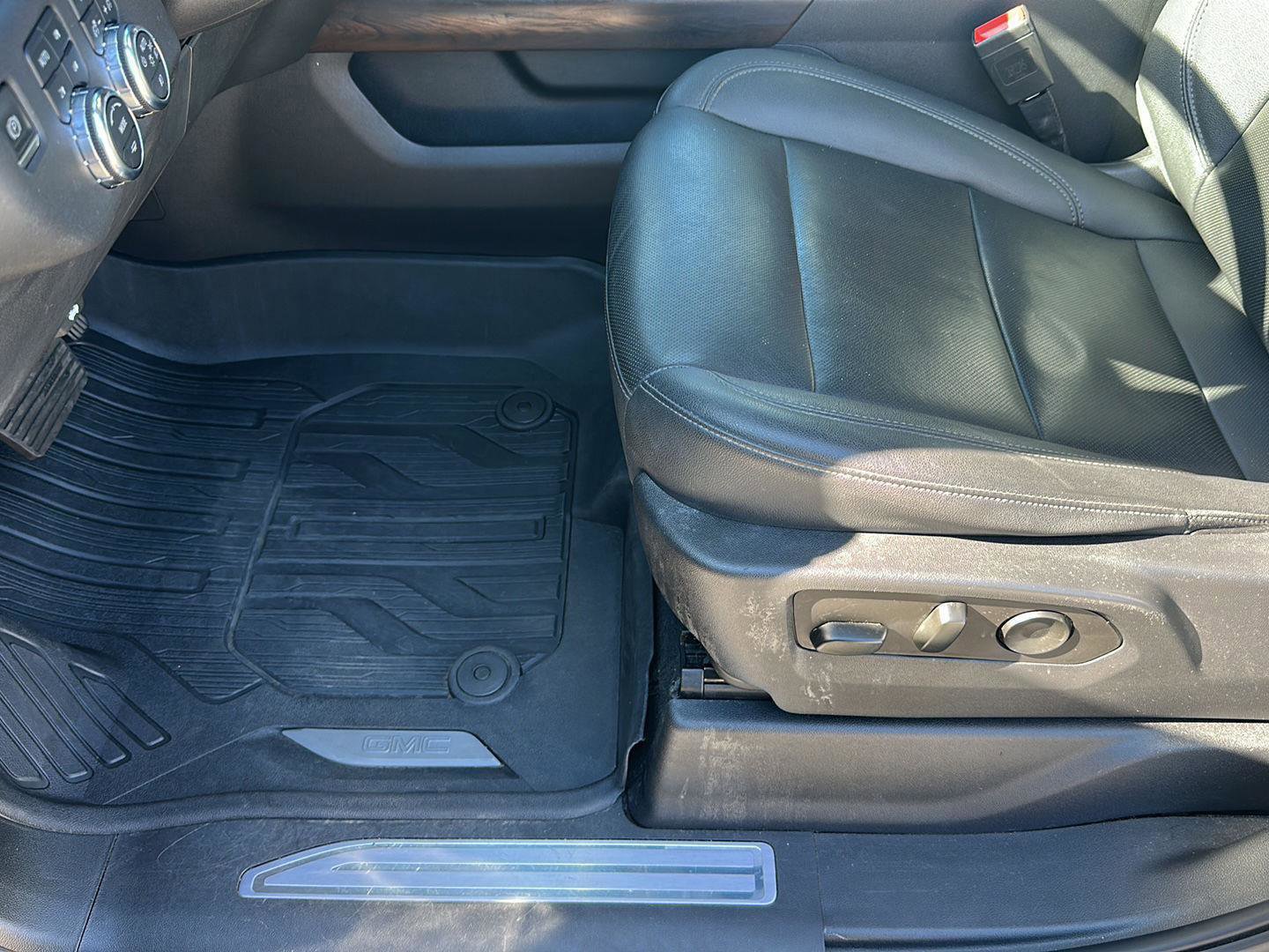 Used 2022 GMC Sierra 1500 SLT w/ SLT Premium Plus Package image 12