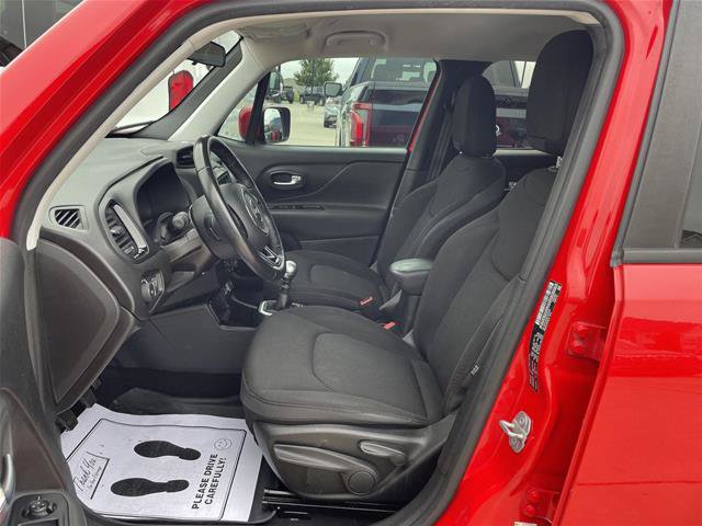 Used 2018 Jeep Renegade Altitude FWD image 17