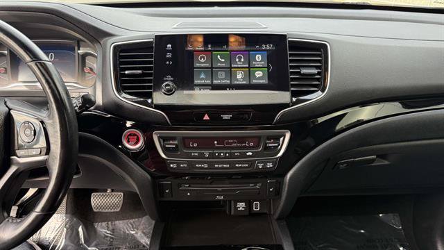 Used 2021 Honda Pilot Touring image 18