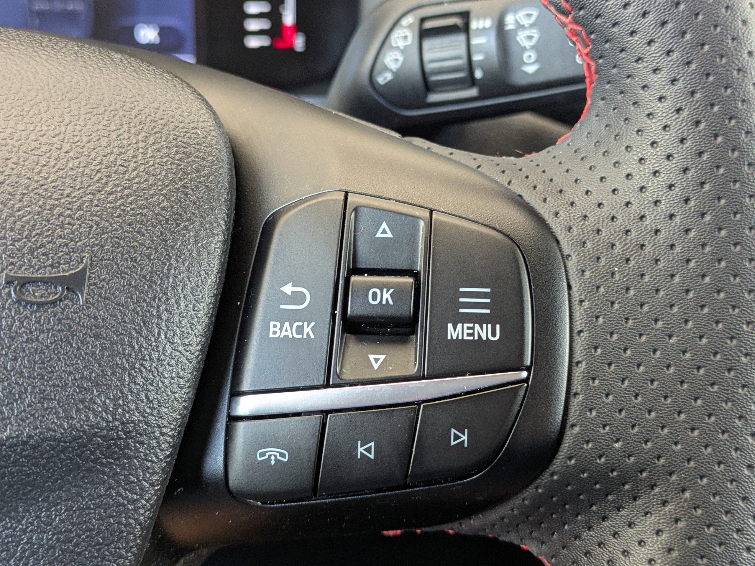 Certified 2023 Ford Escape ST-Line w/ Tech Pack #1 FWD image 27
