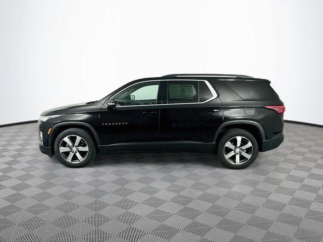 Used 2023 Chevrolet Traverse LT w/ LT Premium Package AWD/4WD image 8