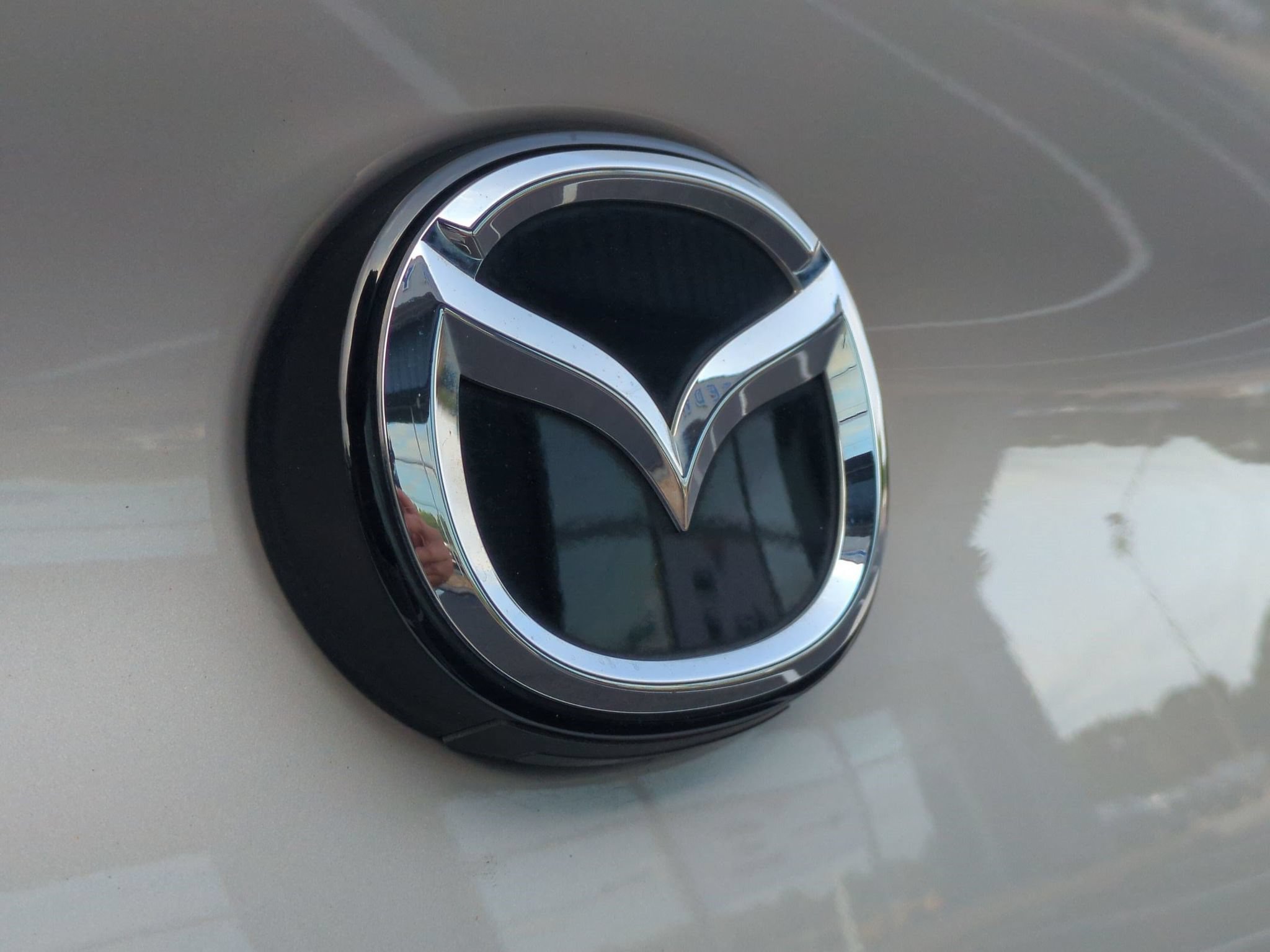 Used 2025 MAZDA MAZDA3 s FWD image 6
