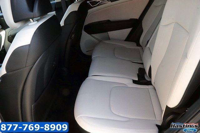 Used 2023 Kia Sportage EX image 13