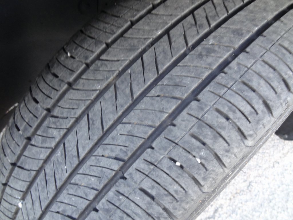 Used 2023 Kia Telluride S image 39