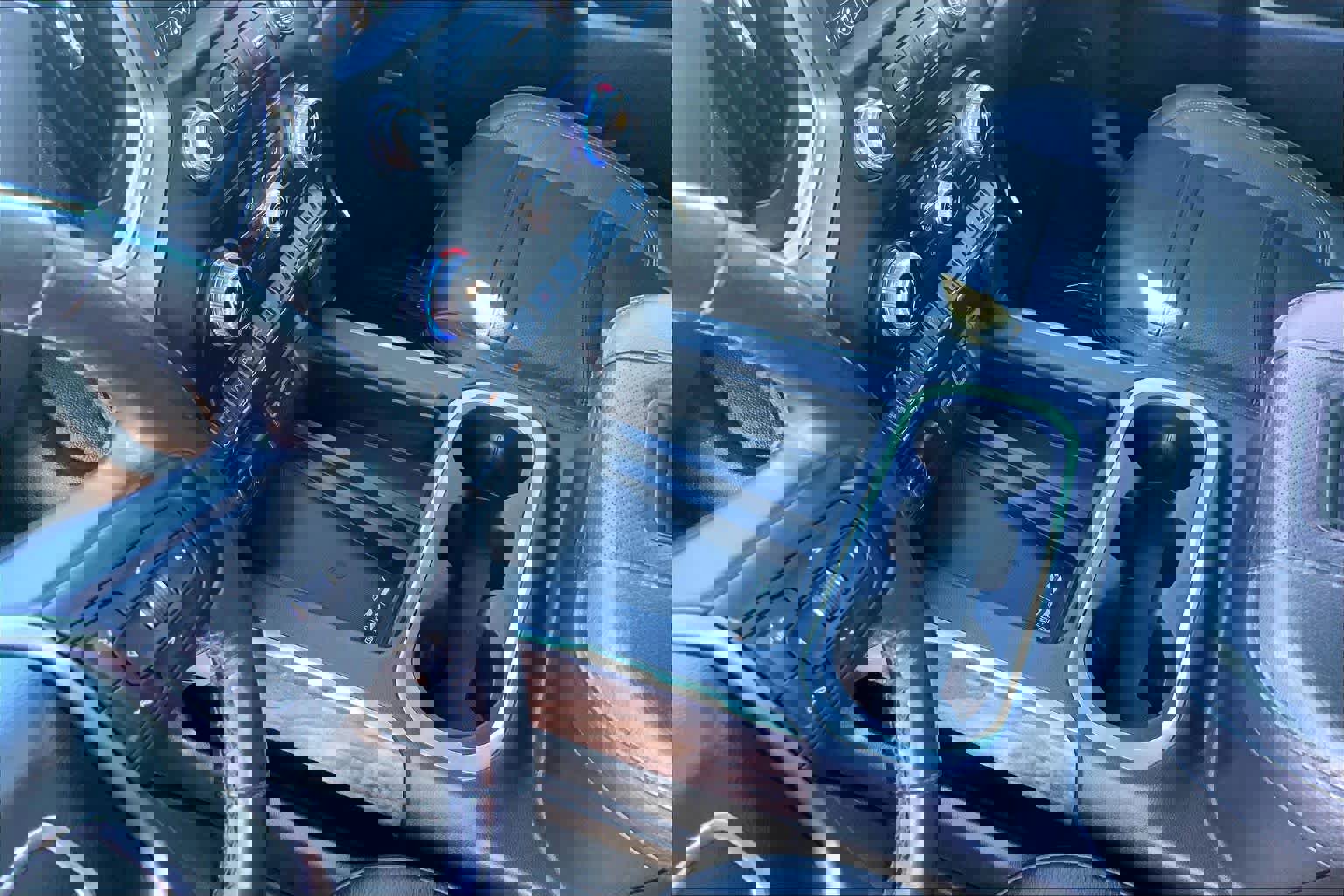 Used 2022 GMC Sierra 2500 Denali w/ Denali Black Diamond Edition image 16