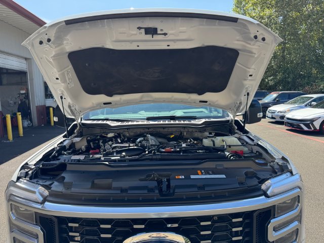 Certified 2026 Ford F450 Platinum w/ FX4 Off-Road Package AWD/4WD image 19