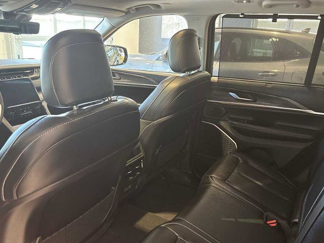Used 2023 Jeep Grand Cherokee 4WD 4xe w/ Luxury Tech Group II image 25