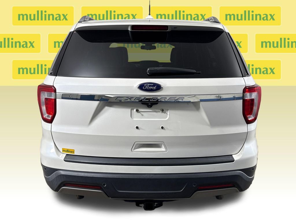 Certified 2019 Ford Explorer XLT w/ Equipment Group 202A AWD/4WD image 8