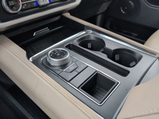 Certified 2024 Ford Expedition Max XLT image 32