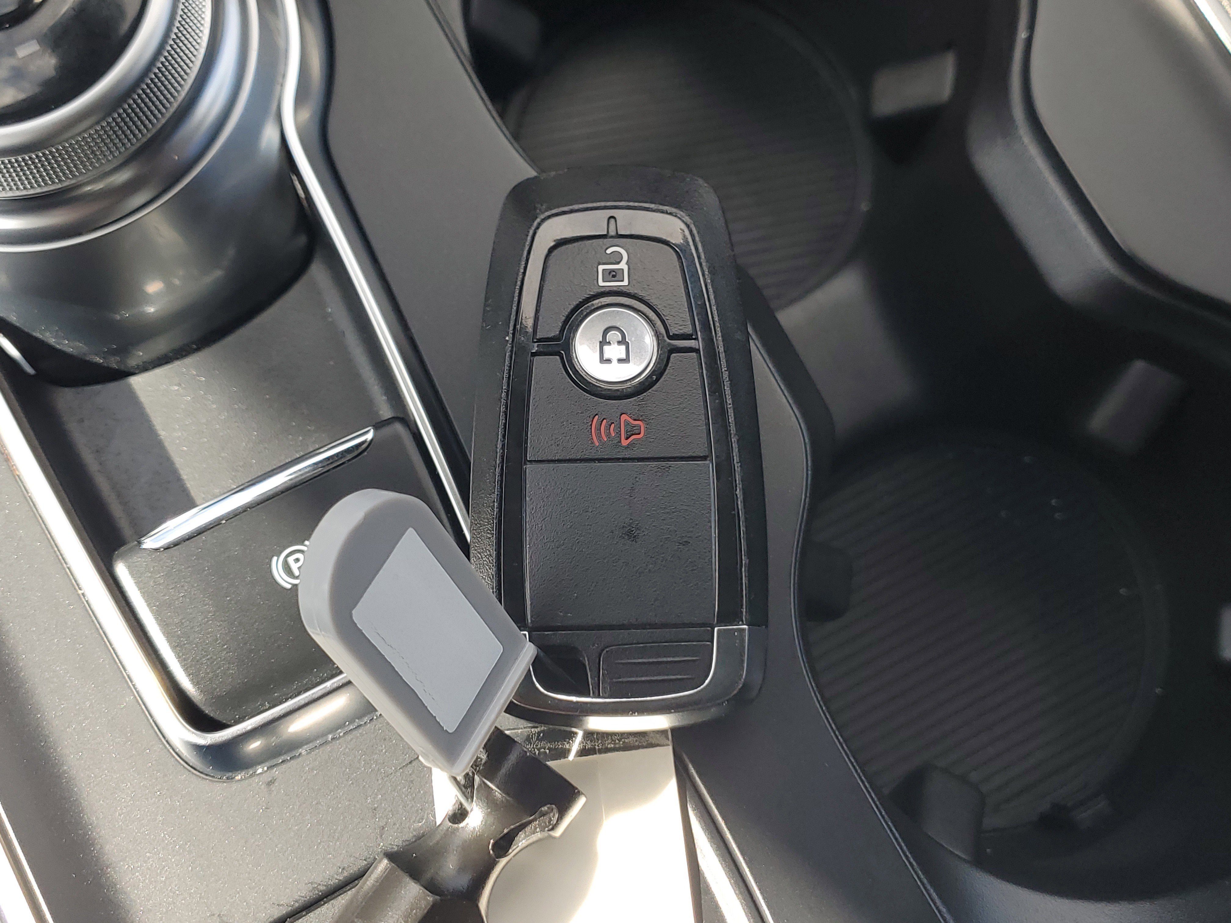 Certified 2023 Ford Edge SE w/ Black Appearance Package image 29