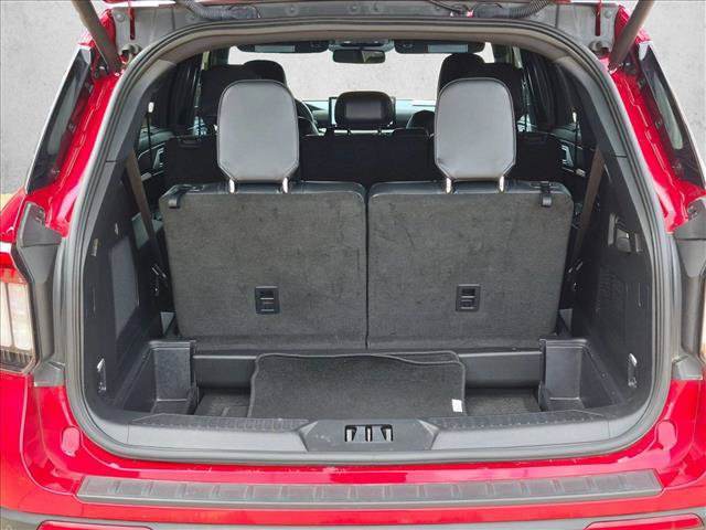 Certified 2025 Ford Explorer ST-Line w/ Premium Package RWD image 6