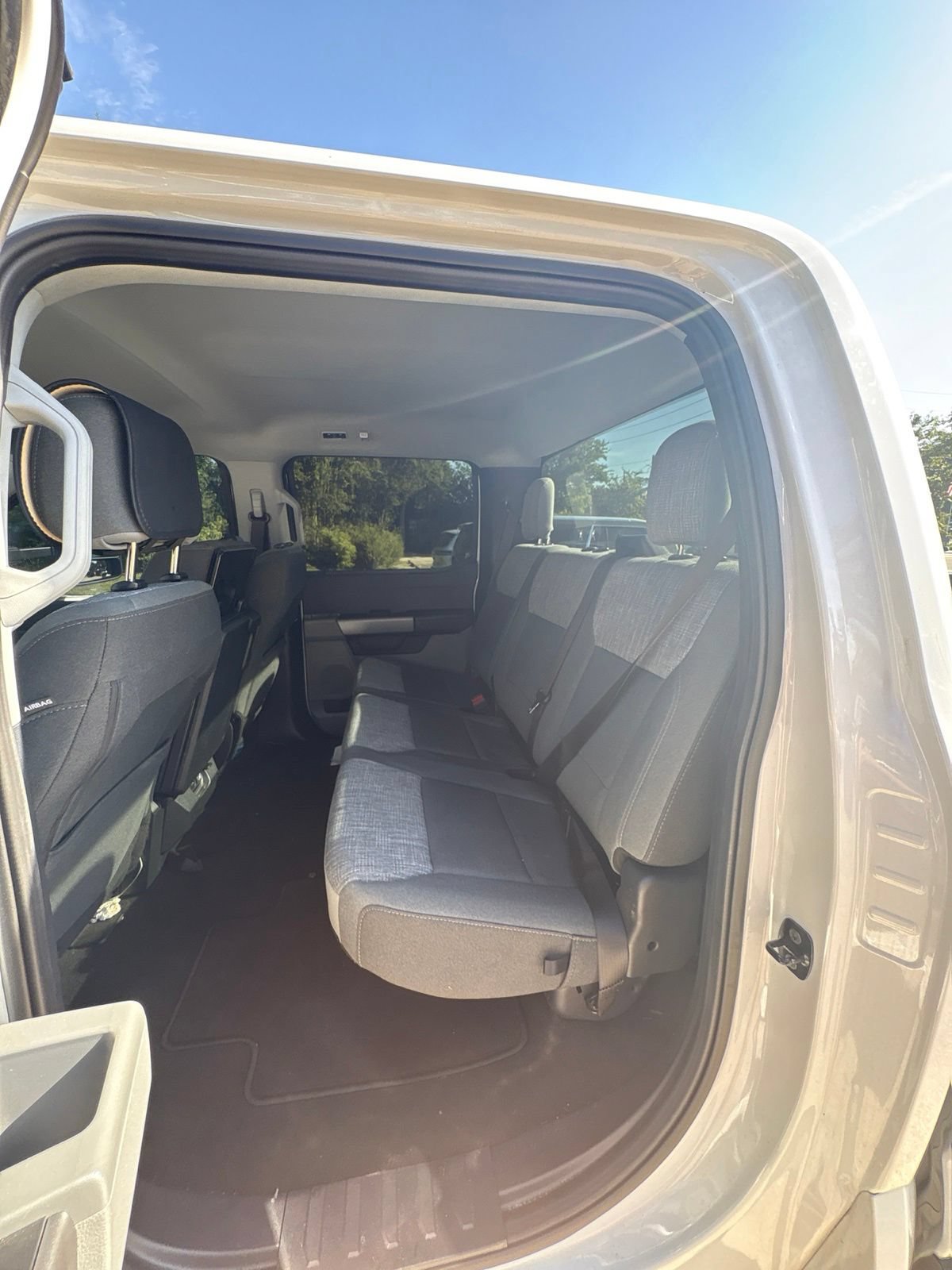 Certified 2024 Ford F250 XLT w/ FX4 Off-Road Package AWD/4WD image 10